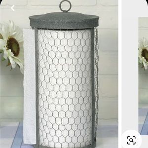 Paper towel holder gray chicken wire, removable lid.